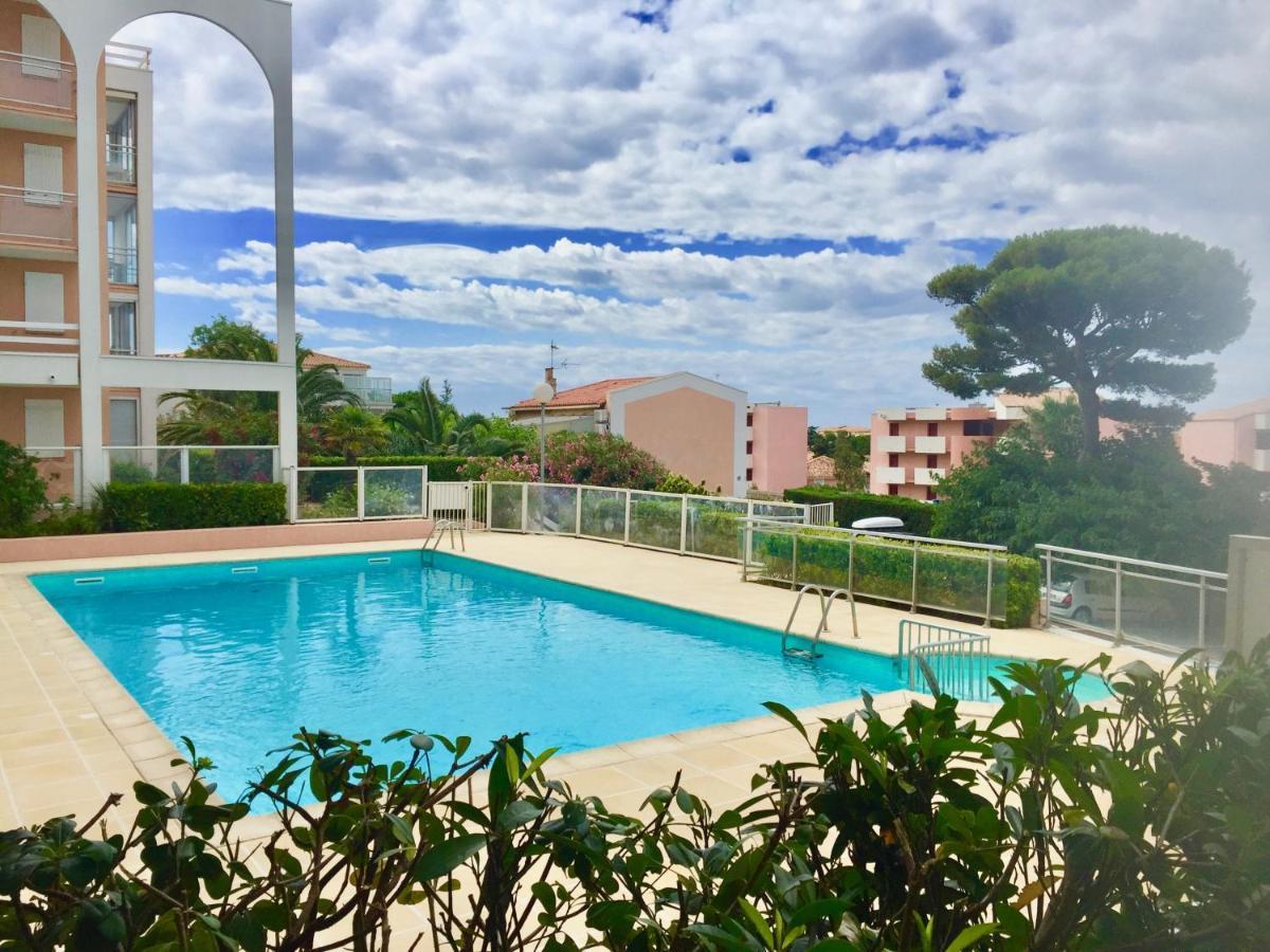 Face A La Mer Avec Piscine A แซ็ต ภายนอก รูปภาพ